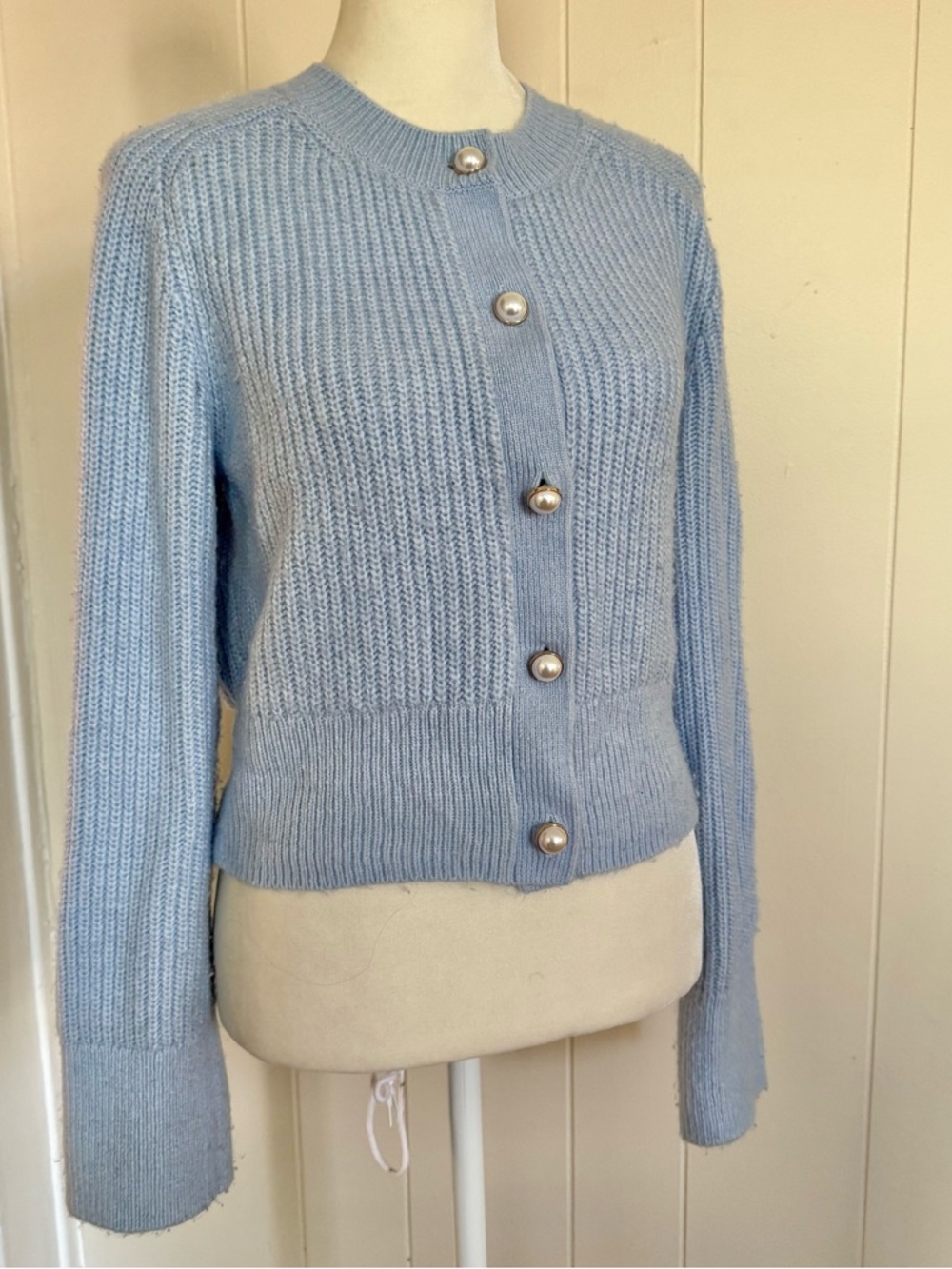Abercrombie & Fitch Women’s Crew Pearl Button Light Blue Knit Cardigan Sweater